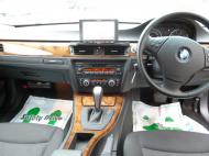 H.19年　BMW　323i　HID　禁煙車