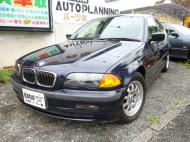 H.13　BMW　320i-2.2L