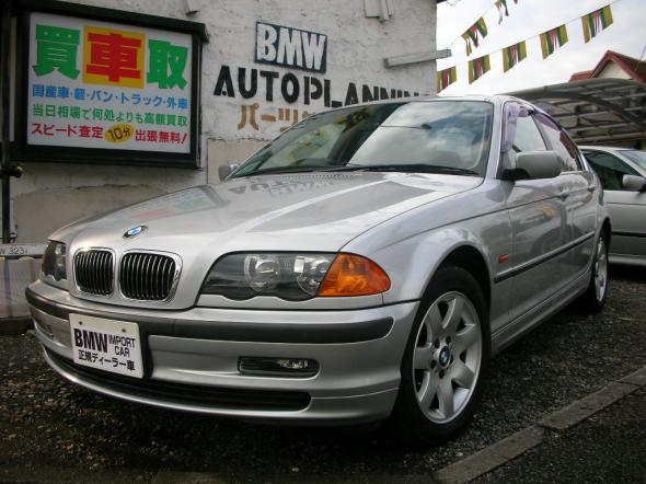 H.12　BMW　323i